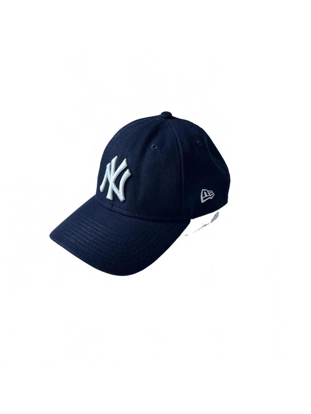 New Era Black Cap with White NY Emblem Yankees cap
